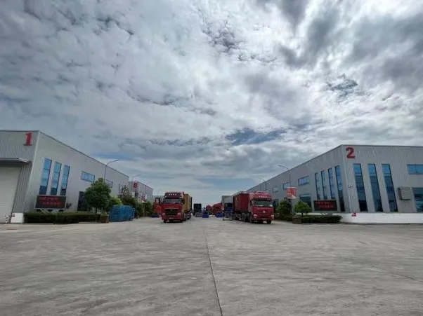 Area gudang dan logistik pengiriman produk